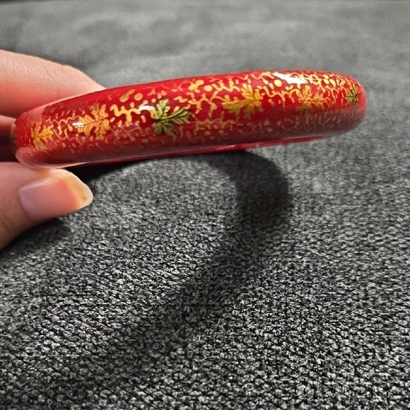 Elegant Multicolor Bangle Set - Picture 2 of 5